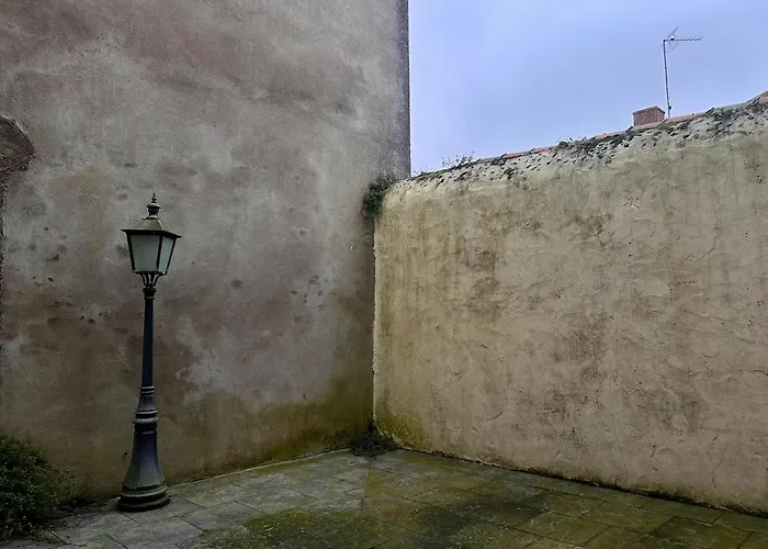 Maison 3 Chambres, Deux Salles D'eau, Patio, Wifi En Centre-ville De Parthenay